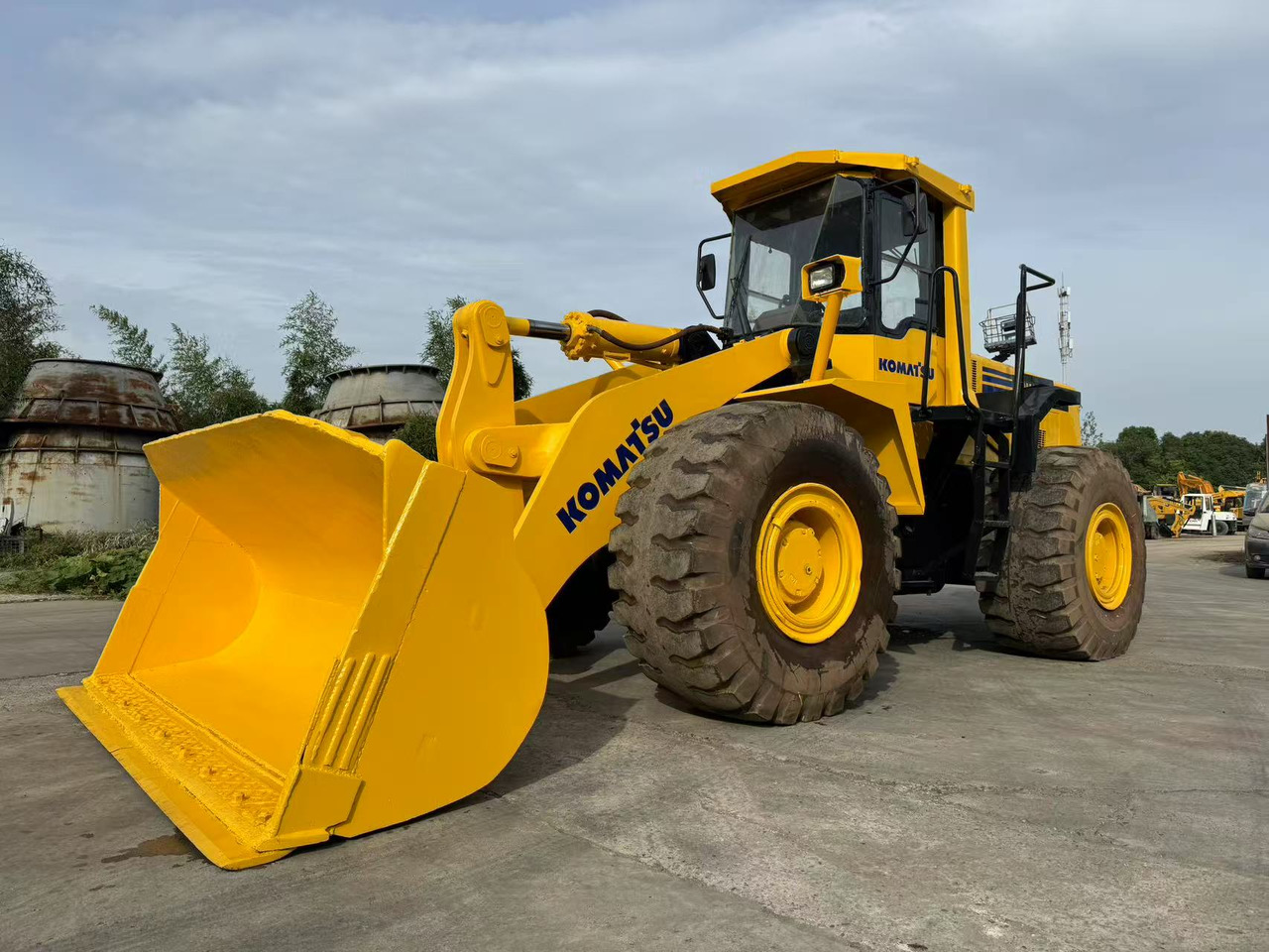 Komatsu WA470 - Pá carregadora de rodas: foto 2 Komatsu WA470 - Pá carregadora de rodas: foto 2