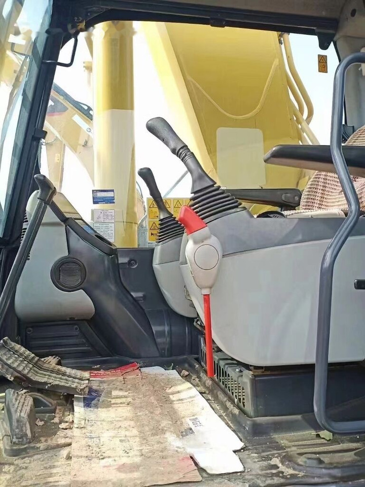 Komatsu pc400-8 - Escavadora de rastos: foto 2 Komatsu pc400-8 - Escavadora de rastos: foto 2