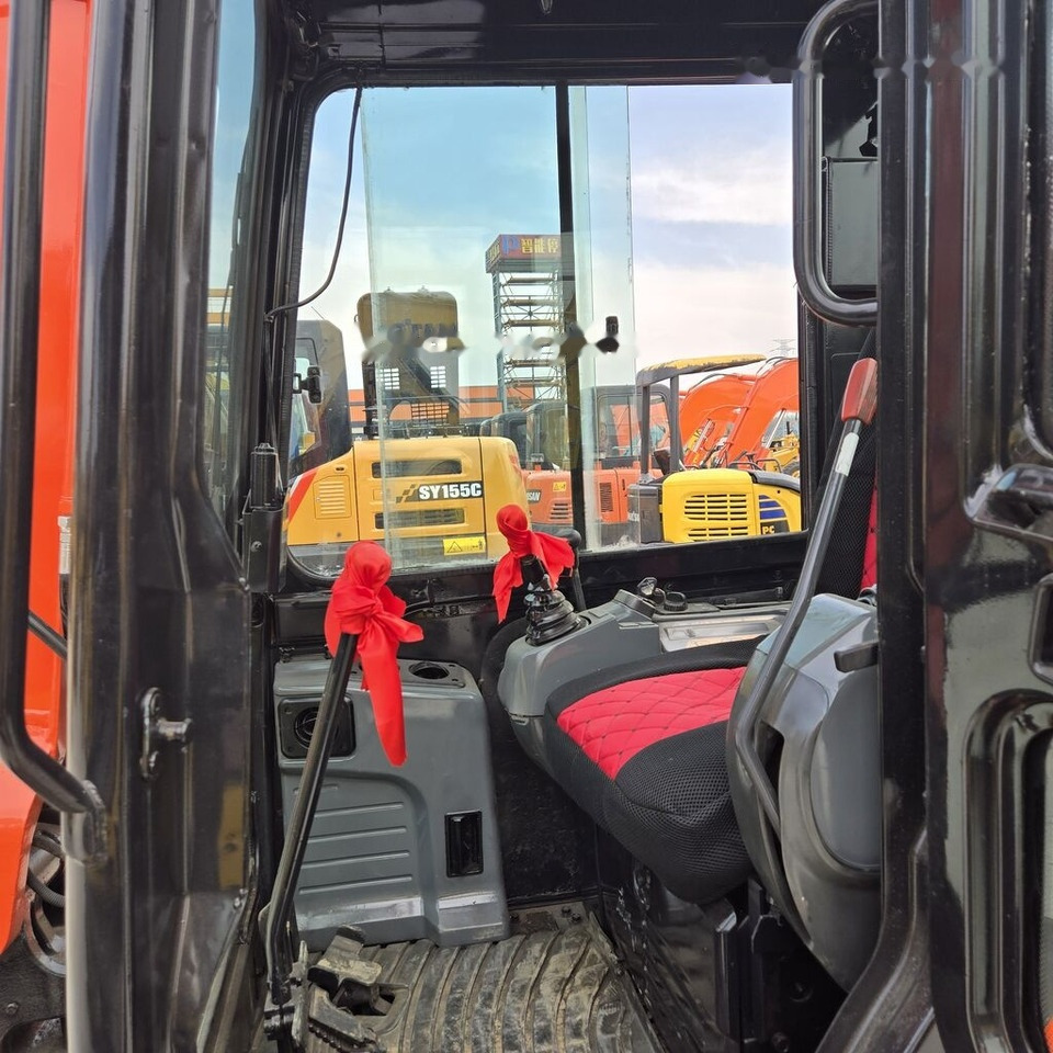 Mini escavadeira Kubota KX155: foto 7