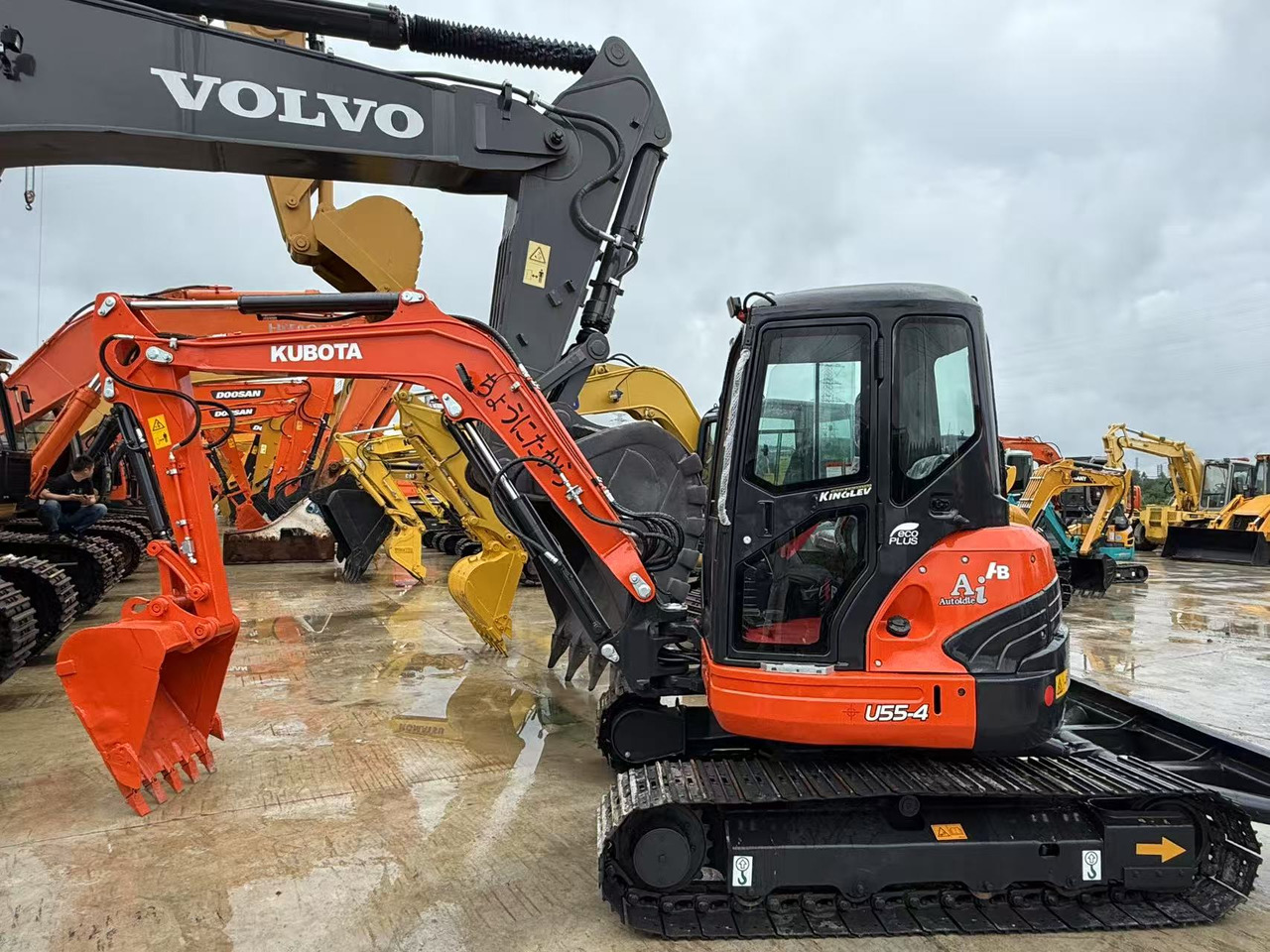 Mini escavadeira Kubota U55-4: foto 7 Mini escavadeira Kubota U55-4: foto 7