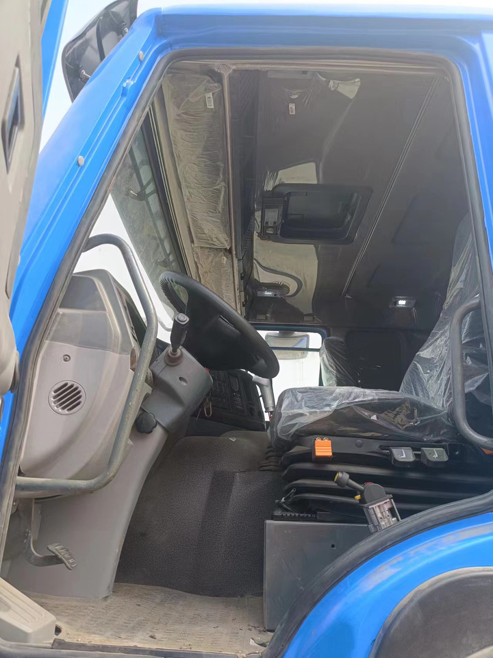 Locação financeira de SINOTRUK HOWO 6x4 SINOTRUK HOWO 6x4: foto 11