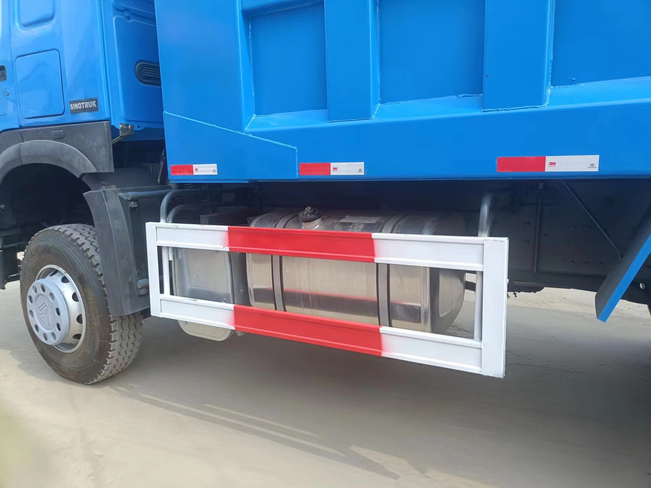 Locação financeira de SINOTRUK HOWO 6x4 SINOTRUK HOWO 6x4: foto 9