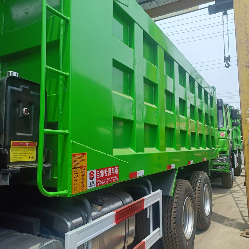 SINOTRUK HOWO 6x4 - Camião basculante: foto 4 SINOTRUK HOWO 6x4 - Camião basculante: foto 4