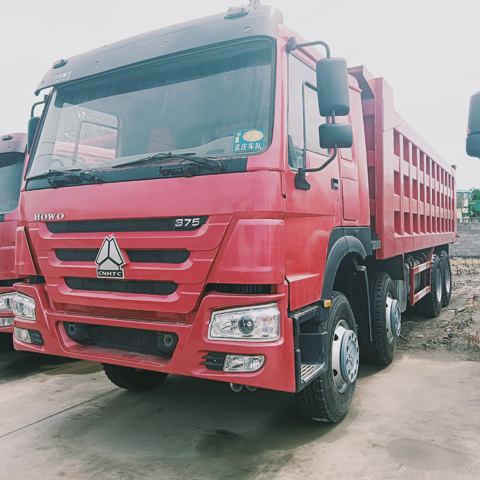 SINOTRUK HOWO - Camião basculante: foto 1 SINOTRUK HOWO - Camião basculante: foto 1