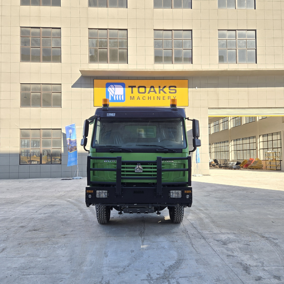 SINOTRUK HOWO - Camião basculante: foto 2 SINOTRUK HOWO - Camião basculante: foto 2