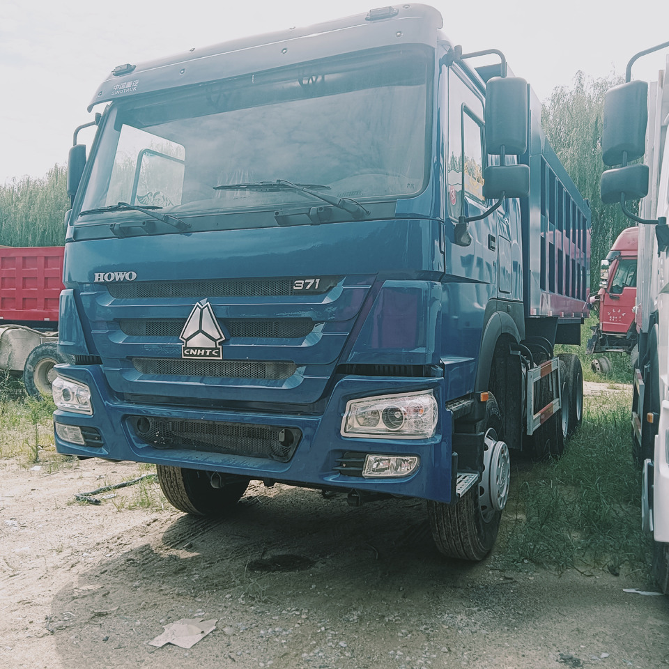 SINOTRUK HOWO - Camião basculante: foto 3 SINOTRUK HOWO - Camião basculante: foto 3