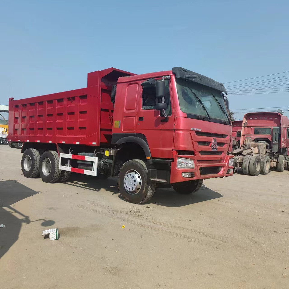 SINOTRUK HOWO - Camião basculante: foto 3 SINOTRUK HOWO - Camião basculante: foto 3