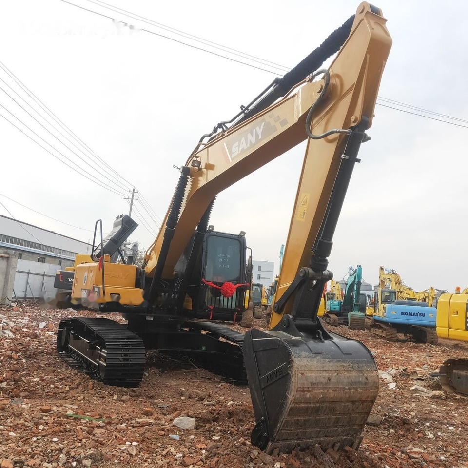 Sany SY215C PRO - Escavadora de rastos: foto 1 Sany SY215C PRO - Escavadora de rastos: foto 1