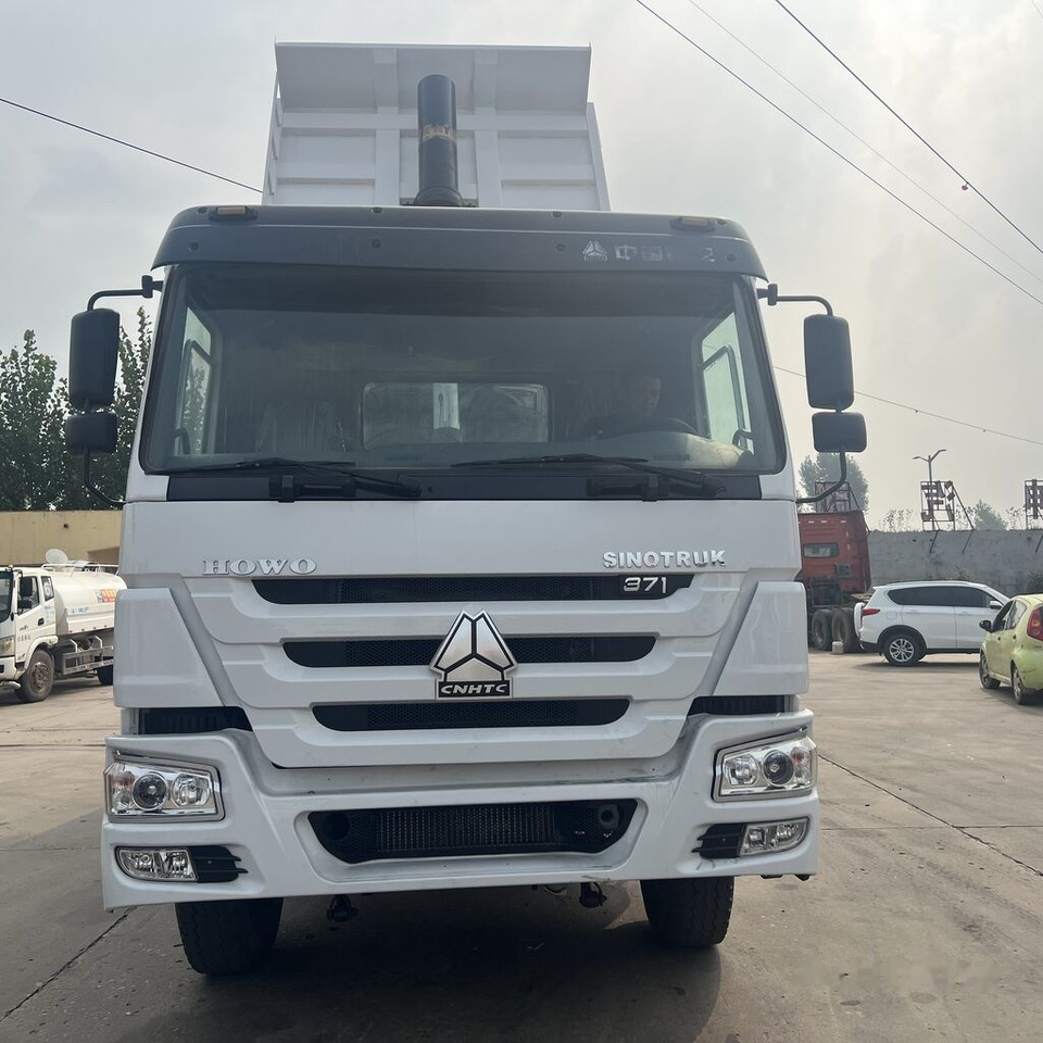 Sinotruk Howo - Camião basculante: foto 2 Sinotruk Howo - Camião basculante: foto 2