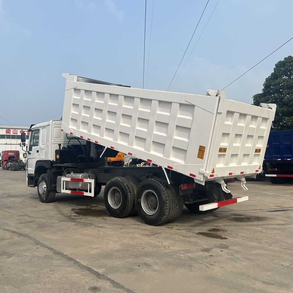 Sinotruk Howo - Camião basculante: foto 3 Sinotruk Howo - Camião basculante: foto 3