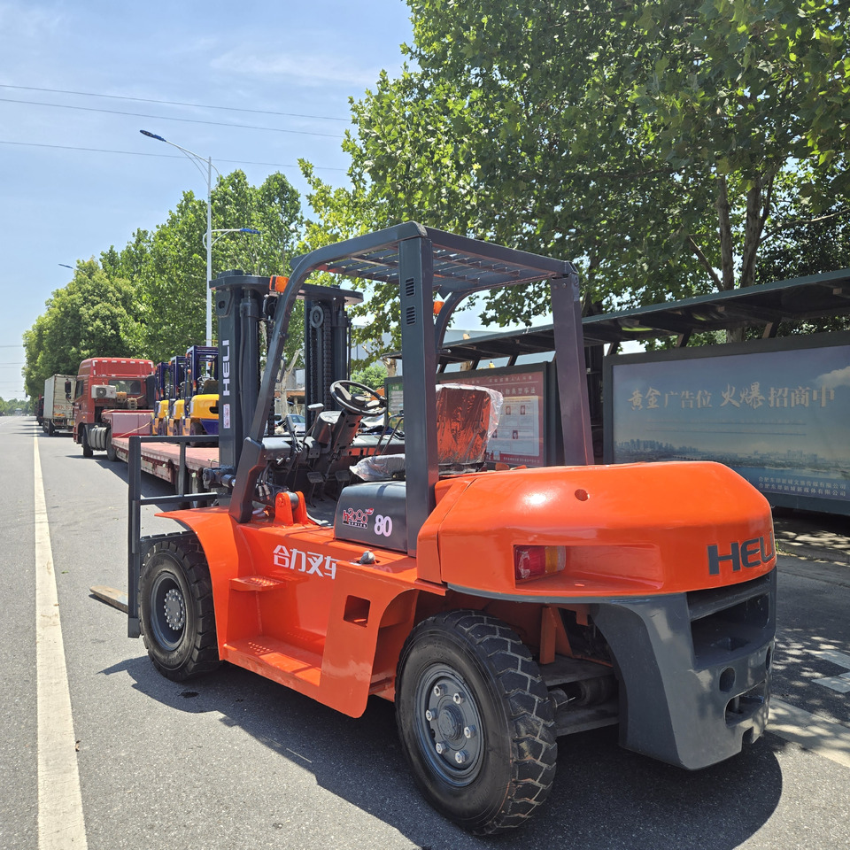 Toyota FD35 - Empilhador a diesel: foto 2 Toyota FD35 - Empilhador a diesel: foto 2