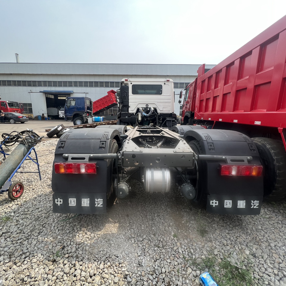 Tractor SINOTRUK HOHAN: foto 7