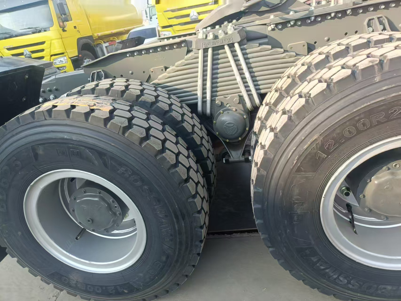 SINOTRUK HOWO - Tractor: foto 5 SINOTRUK HOWO - Tractor: foto 5