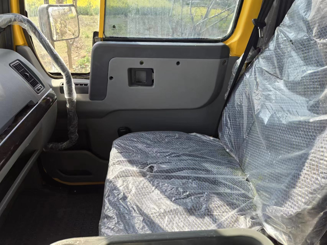 SINOTRUK HOWO - Tractor: foto 2 SINOTRUK HOWO - Tractor: foto 2