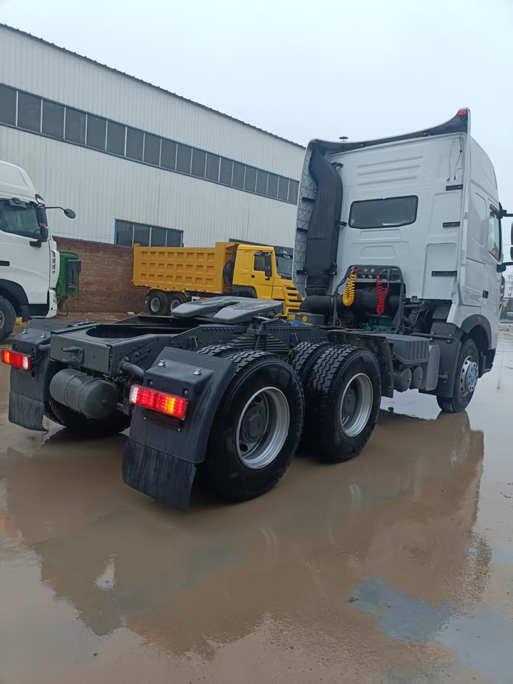 SINOTRUK HOWO - Tractor: foto 3 SINOTRUK HOWO - Tractor: foto 3