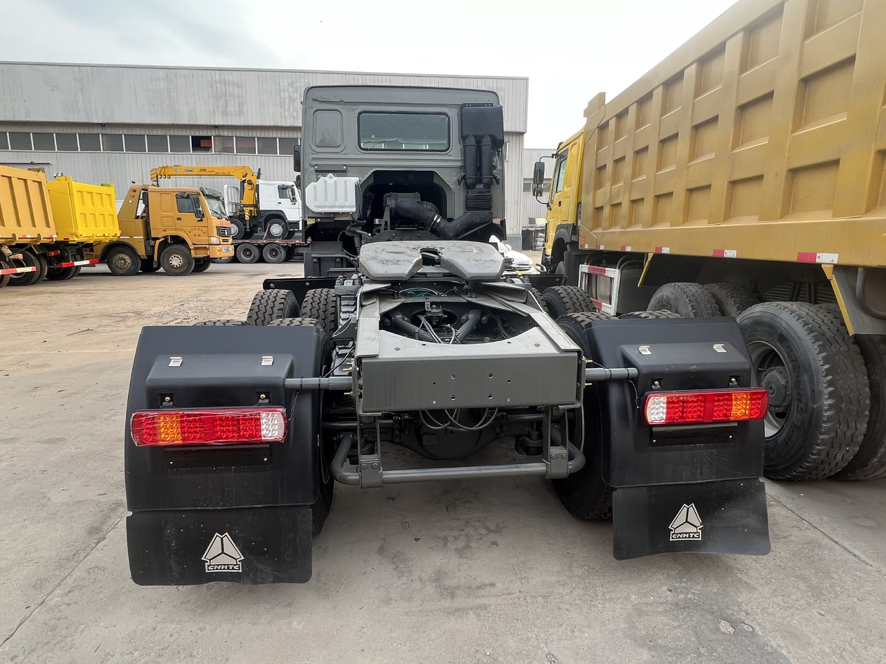 SINOTRUK HOWO - Tractor: foto 5 SINOTRUK HOWO - Tractor: foto 5