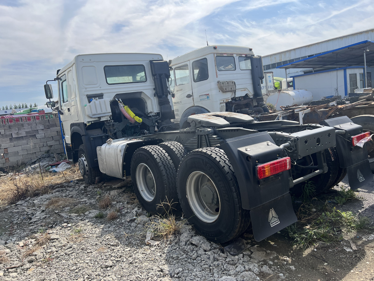 SINOTRUK Trailer head - Tractor: foto 5 SINOTRUK Trailer head - Tractor: foto 5