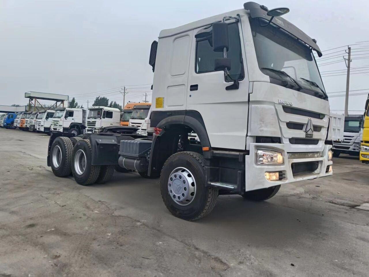 Sinotruk Howo 371 - Tractor: foto 5 Sinotruk Howo 371 - Tractor: foto 5