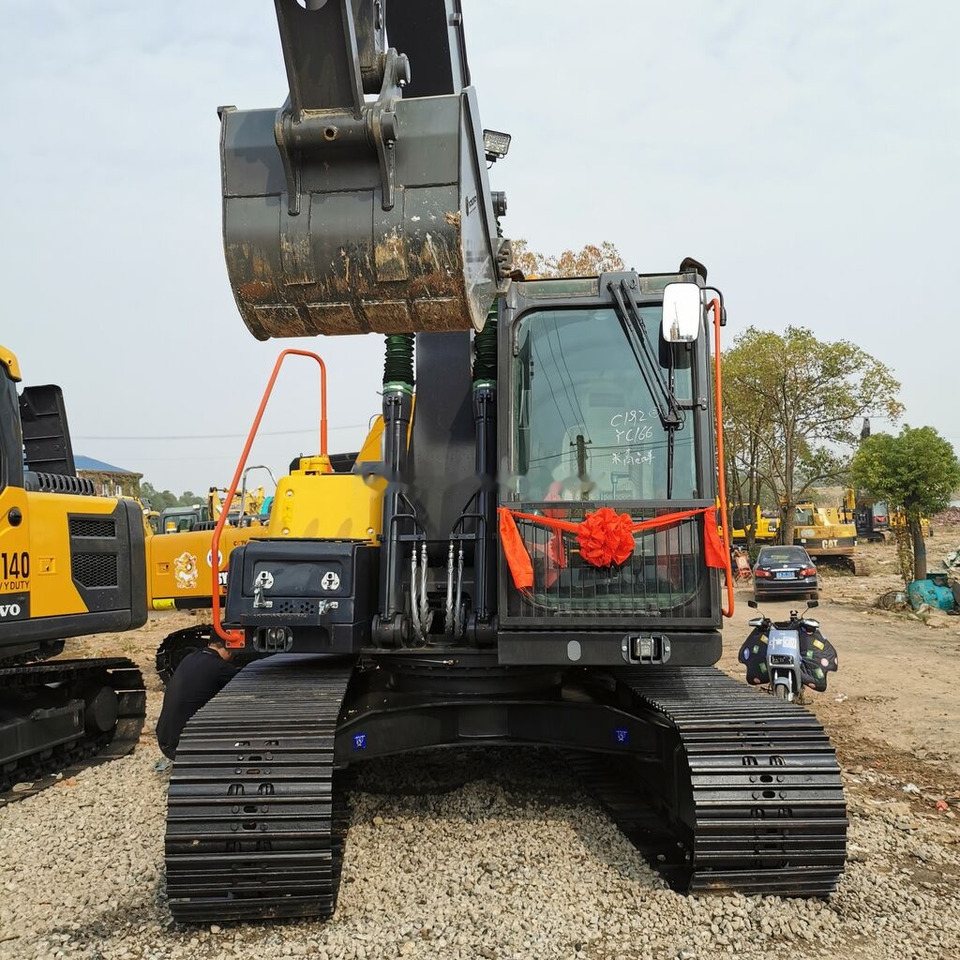 Volvo EC140 - Escavadora de rastos: foto 4 Volvo EC140 - Escavadora de rastos: foto 4