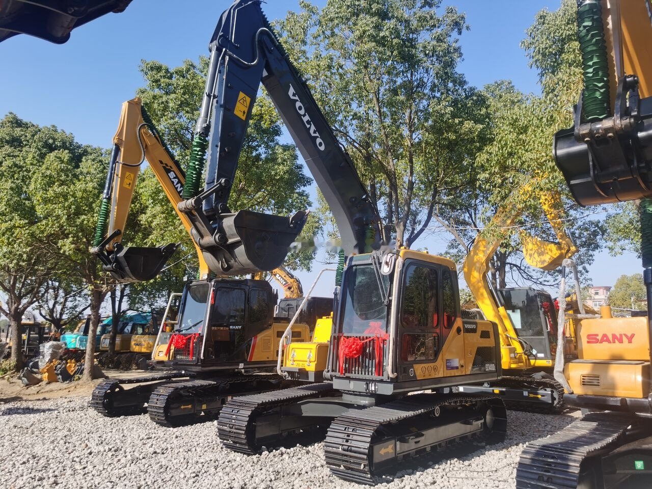 Volvo EC140DL - Escavadora de rastos: foto 2 Volvo EC140DL - Escavadora de rastos: foto 2
