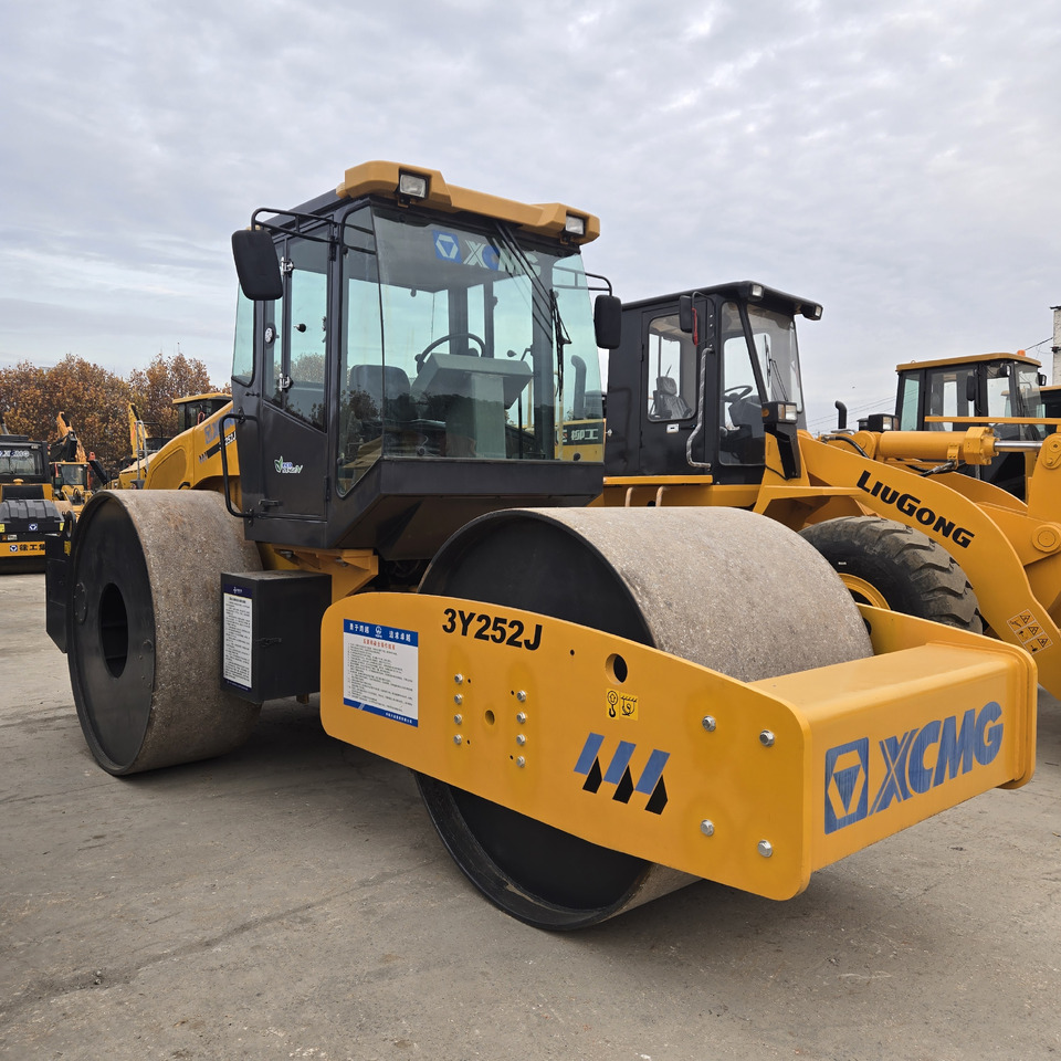 XCMG 3Y252J - Compactador de asfalto: foto 3 XCMG 3Y252J - Compactador de asfalto: foto 3