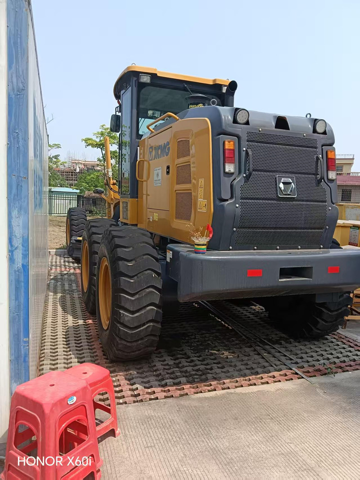 XCMG GR1653 - Motoniveladora: foto 4 XCMG GR1653 - Motoniveladora: foto 4