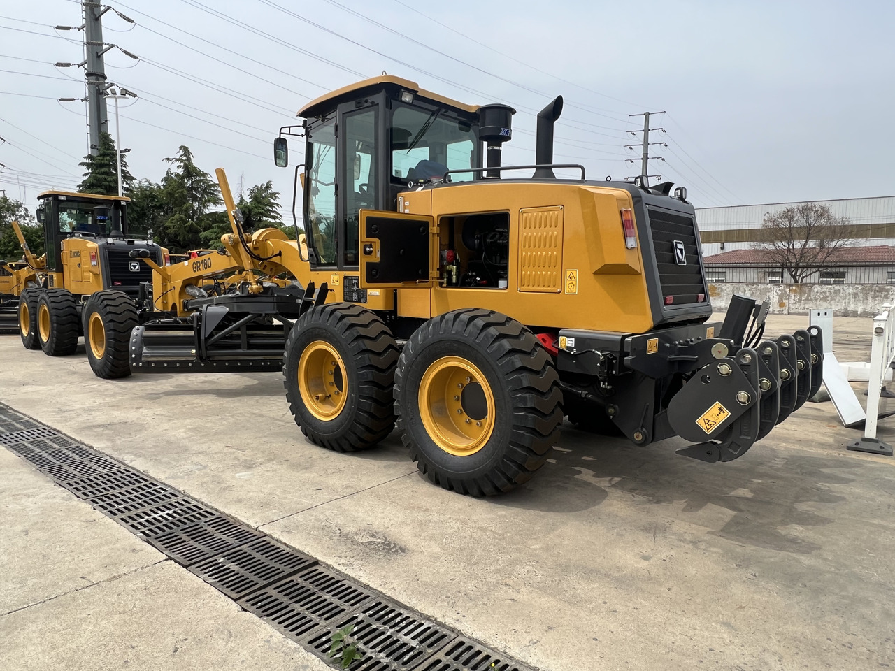 XCMG GR180 - Motoniveladora: foto 5 XCMG GR180 - Motoniveladora: foto 5