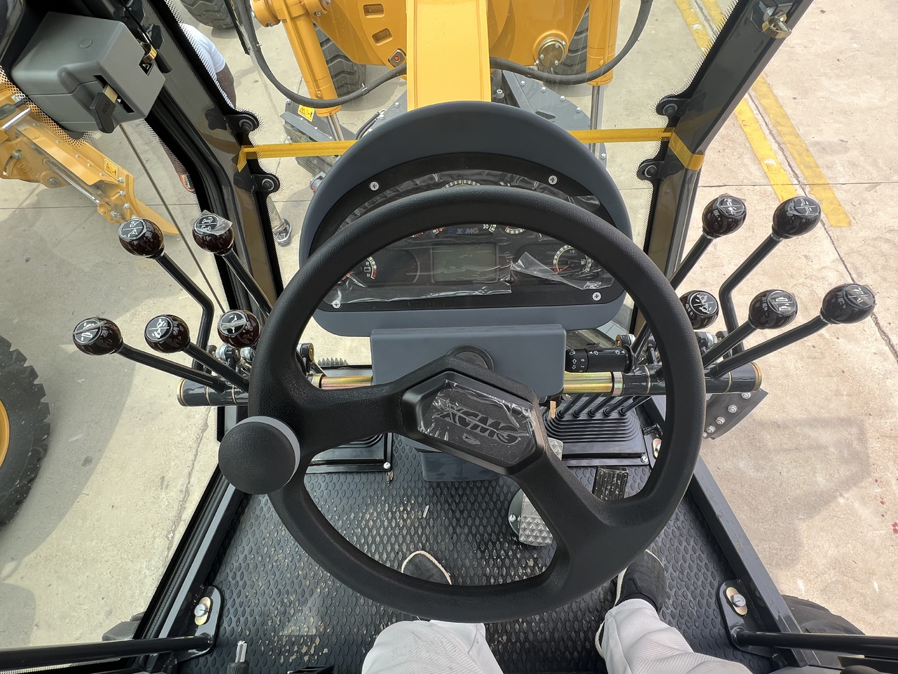 XCMG GR215 - Motoniveladora: foto 3 XCMG GR215 - Motoniveladora: foto 3