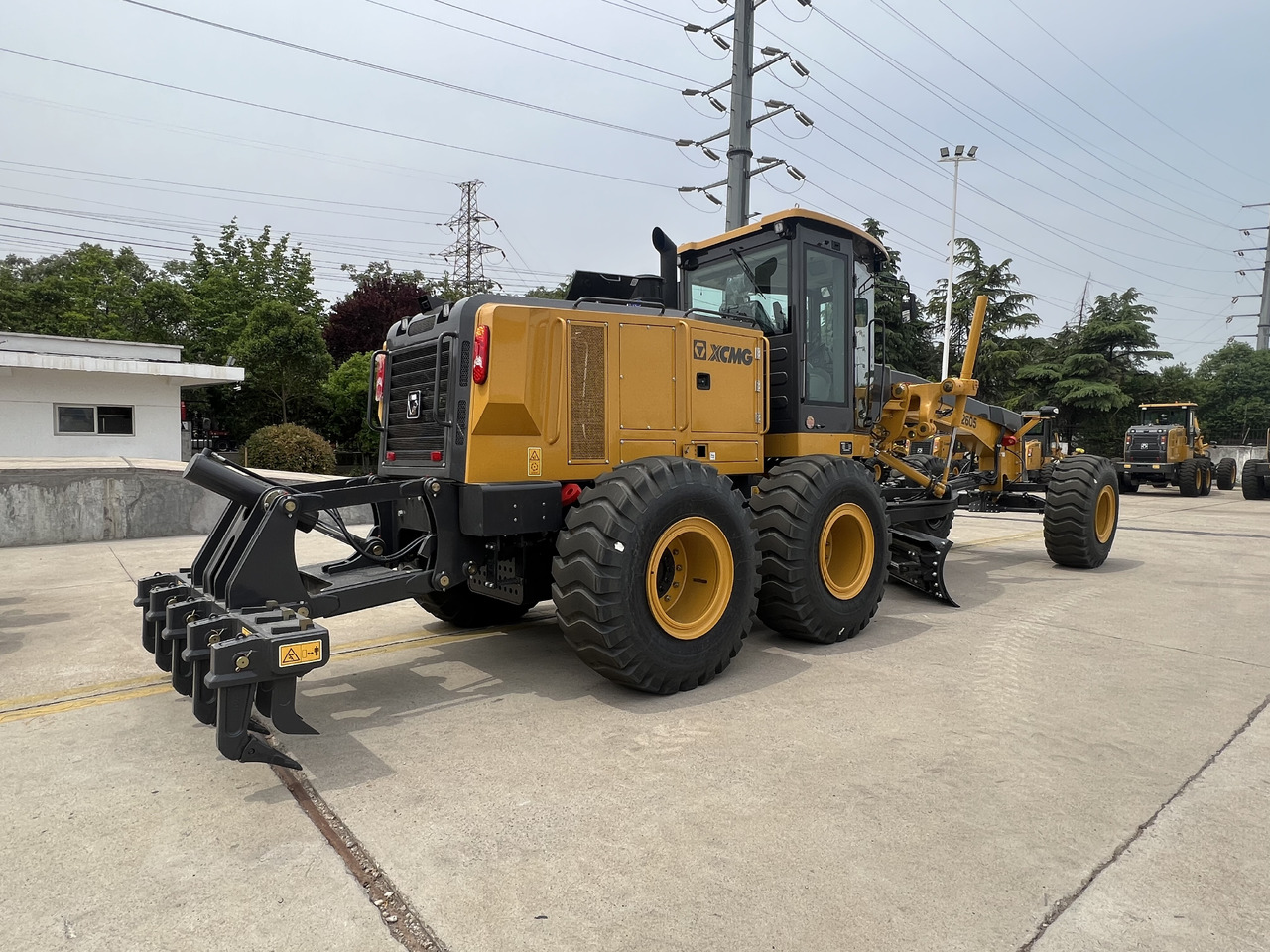 XCMG GR2605 - Motoniveladora: foto 1 XCMG GR2605 - Motoniveladora: foto 1