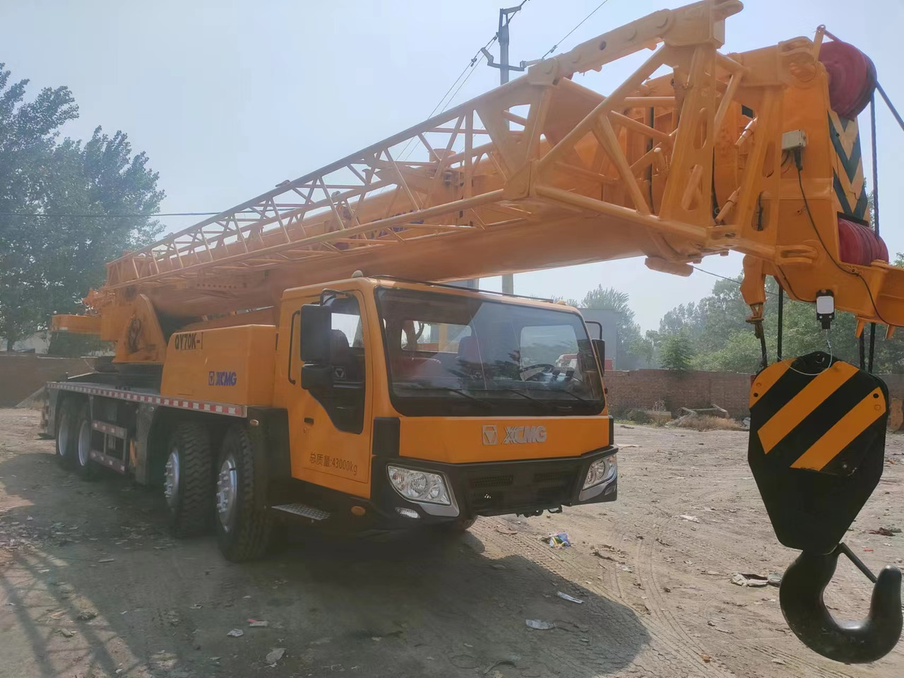 XCMG QY70K - Grua móvel: foto 2 XCMG QY70K - Grua móvel: foto 2