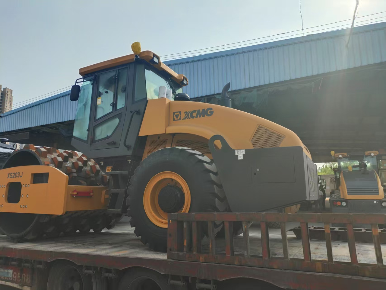 XCMG XS203J - Compactador de asfalto: foto 1 XCMG XS203J - Compactador de asfalto: foto 1