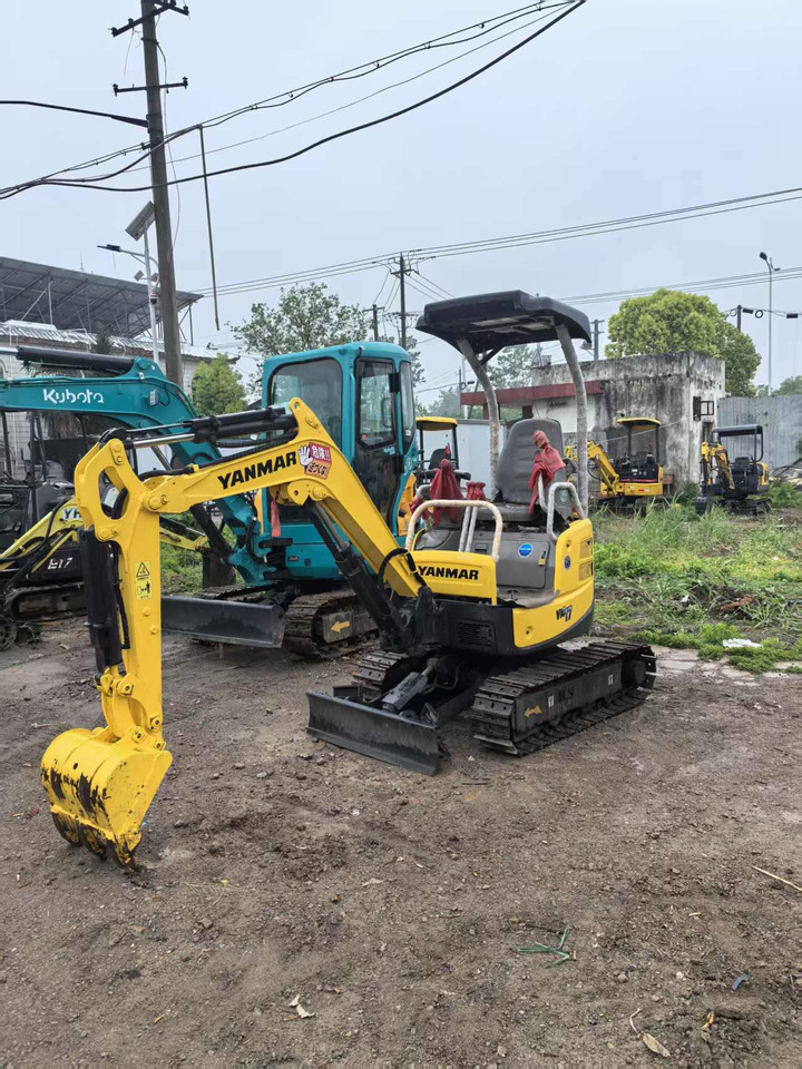 YANMAR Vio17 - Mini escavadeira: foto 1 YANMAR Vio17 - Mini escavadeira: foto 1