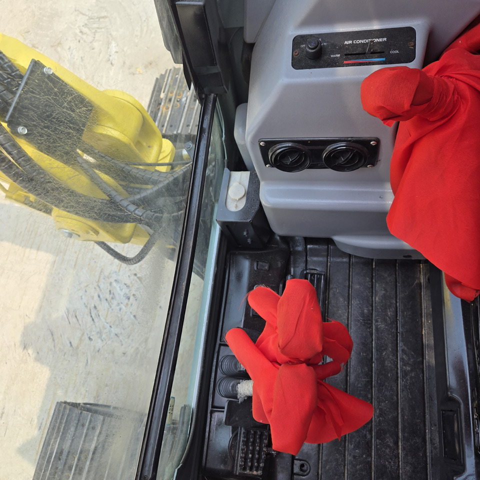 Yanmar Vio55 - Mini escavadeira: foto 5 Yanmar Vio55 - Mini escavadeira: foto 5