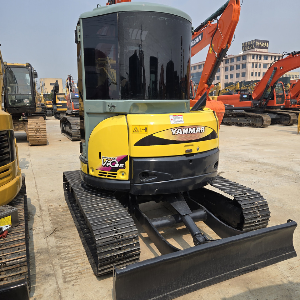 Yanmar Vio55 - Mini escavadeira: foto 5 Yanmar Vio55 - Mini escavadeira: foto 5