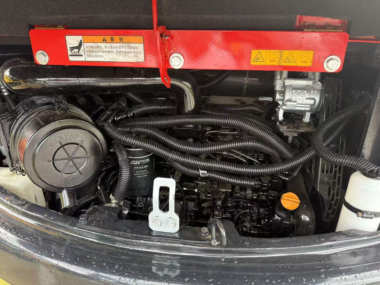 Mini escavadeira Yanmar Vio80: foto 6
