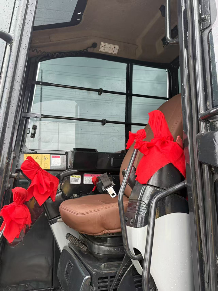 Yanmar Vio80 - Mini escavadeira: foto 3 Yanmar Vio80 - Mini escavadeira: foto 3