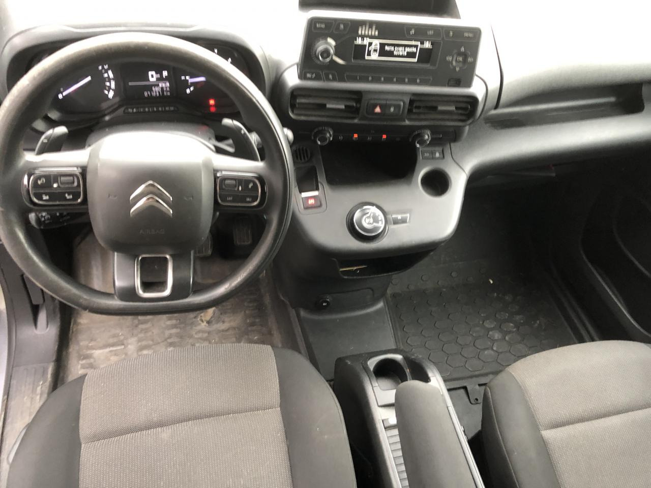 CITROEN berlingo M 1000KG BLUEHDI 130 S&S CLUB EAT8 - Furgão: foto 4 CITROEN berlingo M 1000KG BLUEHDI 130 S&S CLUB EAT8 - Furgão: foto 4