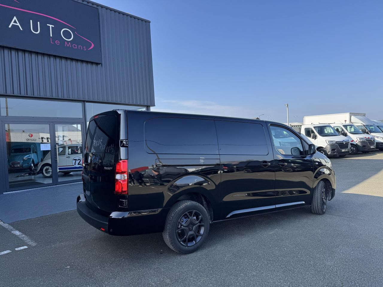 Citroen Jumpy 2 PLACES XL 2.0 BLUEHDI 180CH S&S PACK PREMIUM CONNECT EAT8 - Furgão: foto 5 Citroen Jumpy 2 PLACES XL 2.0 BLUEHDI 180CH S&S PACK PREMIUM CONNECT EAT8 - Furgão: foto 5