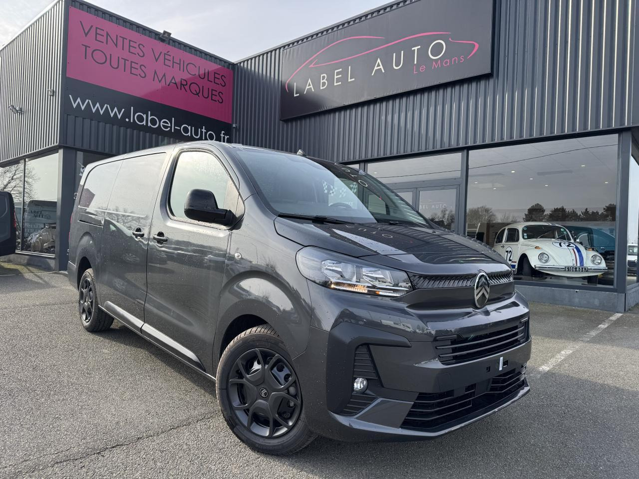 Citroen Jumpy 2 PLACES XL 2.0 BLUEHDI 180CH S&S PACK PREMIUM CONNECT EAT8 - Furgão: foto 1 Citroen Jumpy 2 PLACES XL 2.0 BLUEHDI 180CH S&S PACK PREMIUM CONNECT EAT8 - Furgão: foto 1