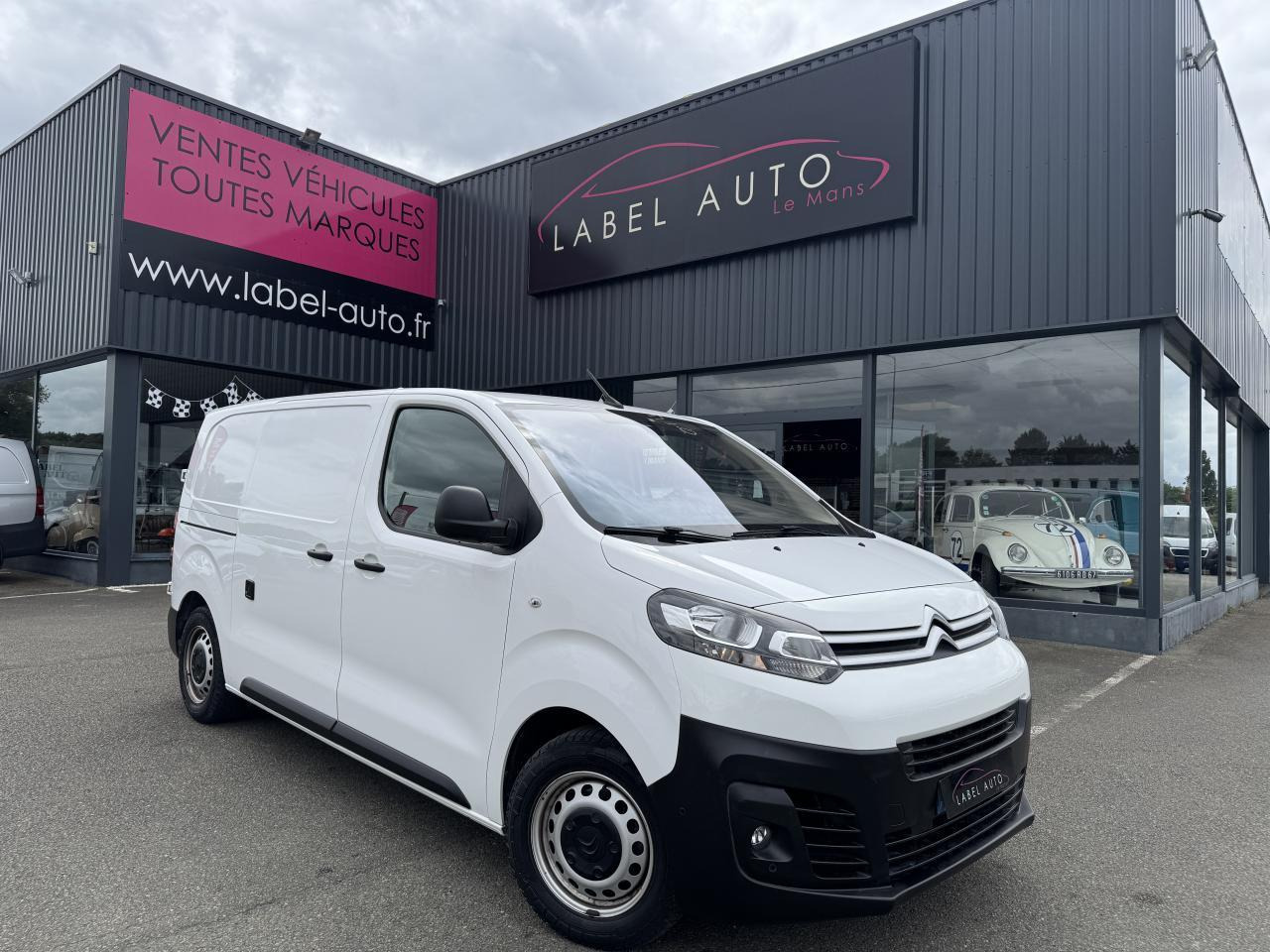 Citroen Jumpy M 1.5 BLUEHDI 120CH S&S DRIVER - Furgão: foto 1 Citroen Jumpy M 1.5 BLUEHDI 120CH S&S DRIVER - Furgão: foto 1