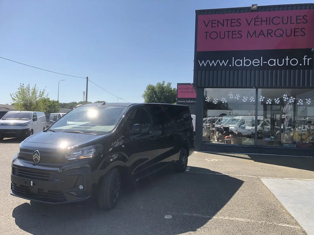 Citroen Jumpy XL 2.0 BLUEHDI 180CH S&S CABINE APPROFONDIE FIXE EAT8 - Carrinha cabine dupla: foto 5 Citroen Jumpy XL 2.0 BLUEHDI 180CH S&S CABINE APPROFONDIE FIXE EAT8 - Carrinha cabine dupla: foto 5