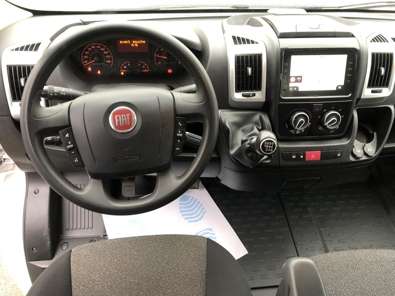 FIAT DUCATO 3T5 PLATEAU 4M20 2.3 MJT 140CH - Carrinha de caixa aberta: foto 5 FIAT DUCATO 3T5 PLATEAU 4M20 2.3 MJT 140CH - Carrinha de caixa aberta: foto 5