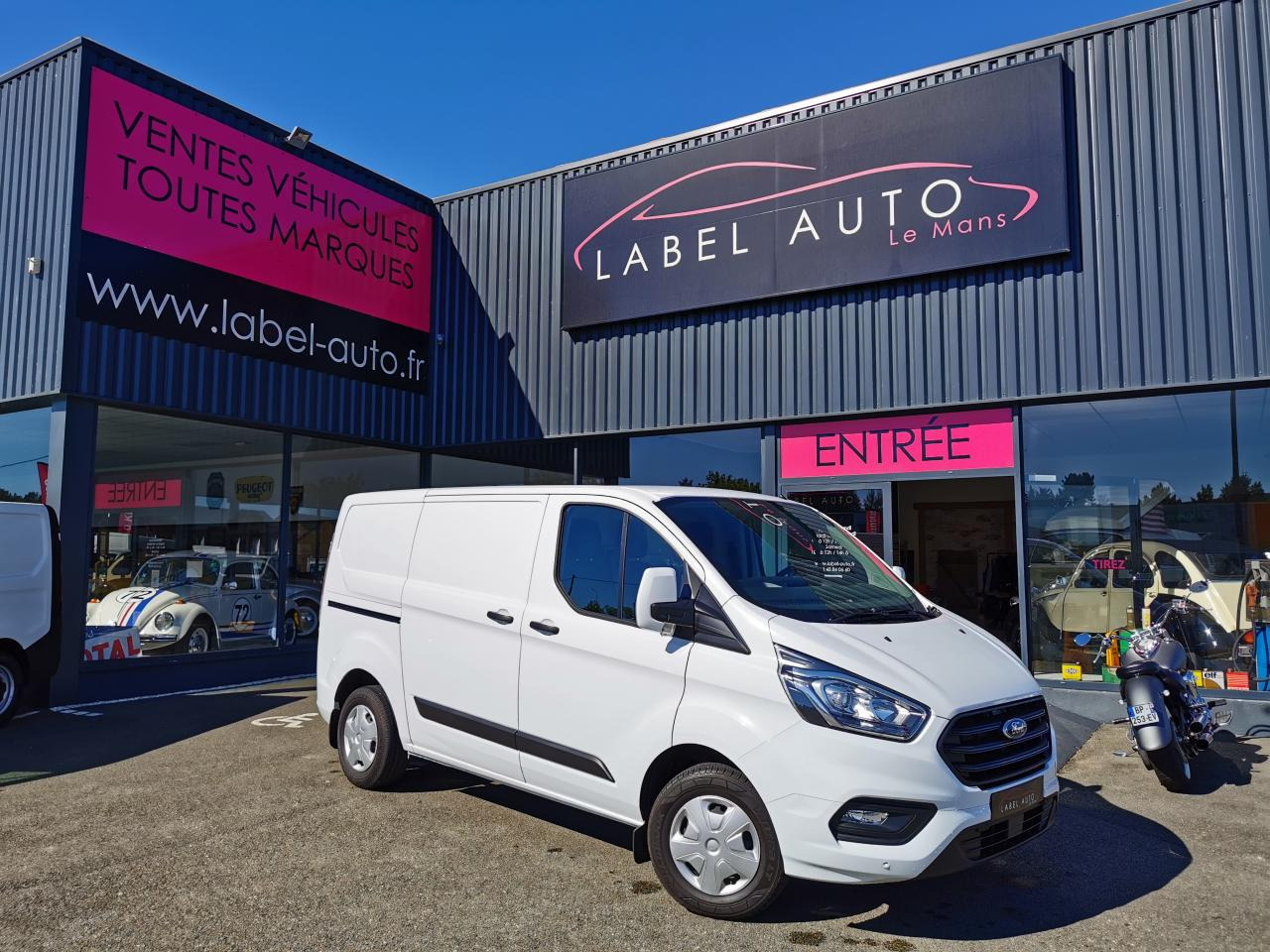 FORD Transit Custom 2.0 EcoBlue mHEV - 130 S&S TRANSIT CUSTOM FOURGON Fourgon 280 L1H1 Trend Business - Furgão: foto 1 FORD Transit Custom 2.0 EcoBlue mHEV - 130 S&S TRANSIT CUSTOM FOURGON Fourgon 280 L1H1 Trend Business - Furgão: foto 1