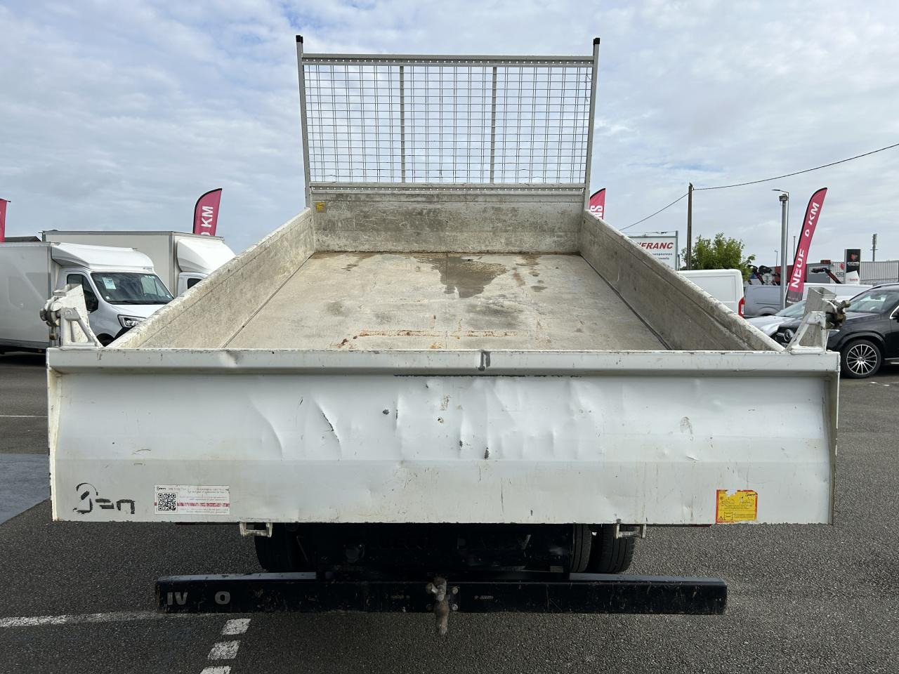 IVECO Daily 35 C 14 S&S (Quad-Leaf) CHASSIS CABINE 2014 35C/35S Chassis cabine 35 C Epmt.3.75 PHASE 3 - Carrinha basculante: foto 2 IVECO Daily 35 C 14 S&S (Quad-Leaf) CHASSIS CABINE 2014 35C/35S Chassis cabine 35 C Epmt.3.75 PHASE 3 - Carrinha basculante: foto 2