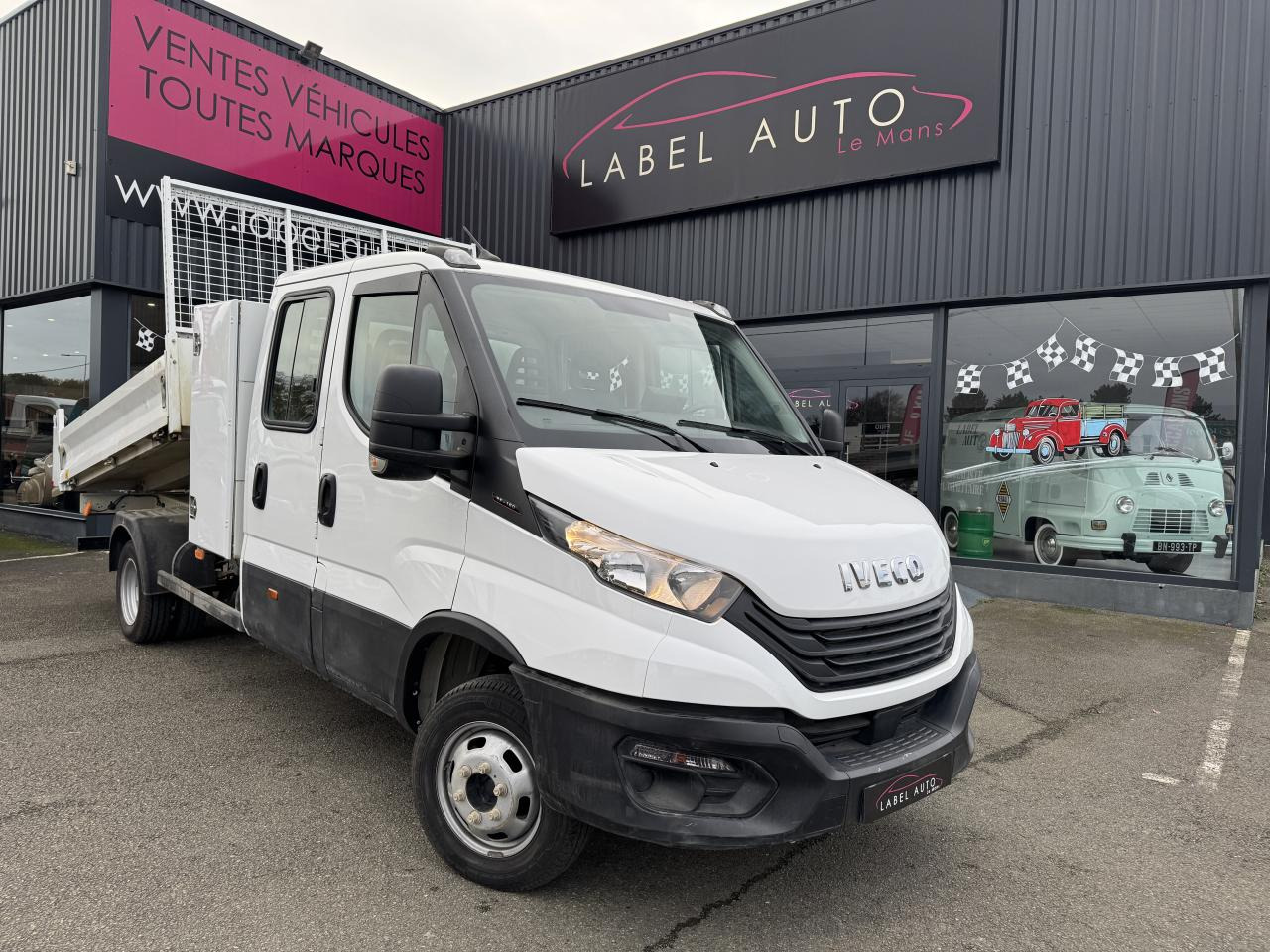 IVECO Daily 35 C 16 D S&S (Quad-Leaf) CHASSIS DOUBLE CABINE 2014 35C/35S CHASSIS CABINE DOUBLE Chassi - Carrinha basculante, Carrinha cabine dupla: foto 2 IVECO Daily 35 C 16 D S&S (Quad-Leaf) CHASSIS DOUBLE CABINE 2014 35C/35S CHASSIS CABINE DOUBLE Chassi - Carrinha basculante, Carrinha cabine dupla: foto 2