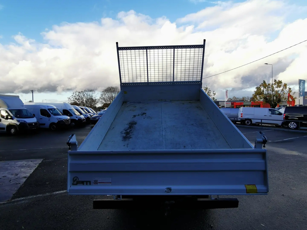 Iveco Daily 35C14 EMPATTEMENT 3750 - Carrinha basculante: foto 3 Iveco Daily 35C14 EMPATTEMENT 3750 - Carrinha basculante: foto 3
