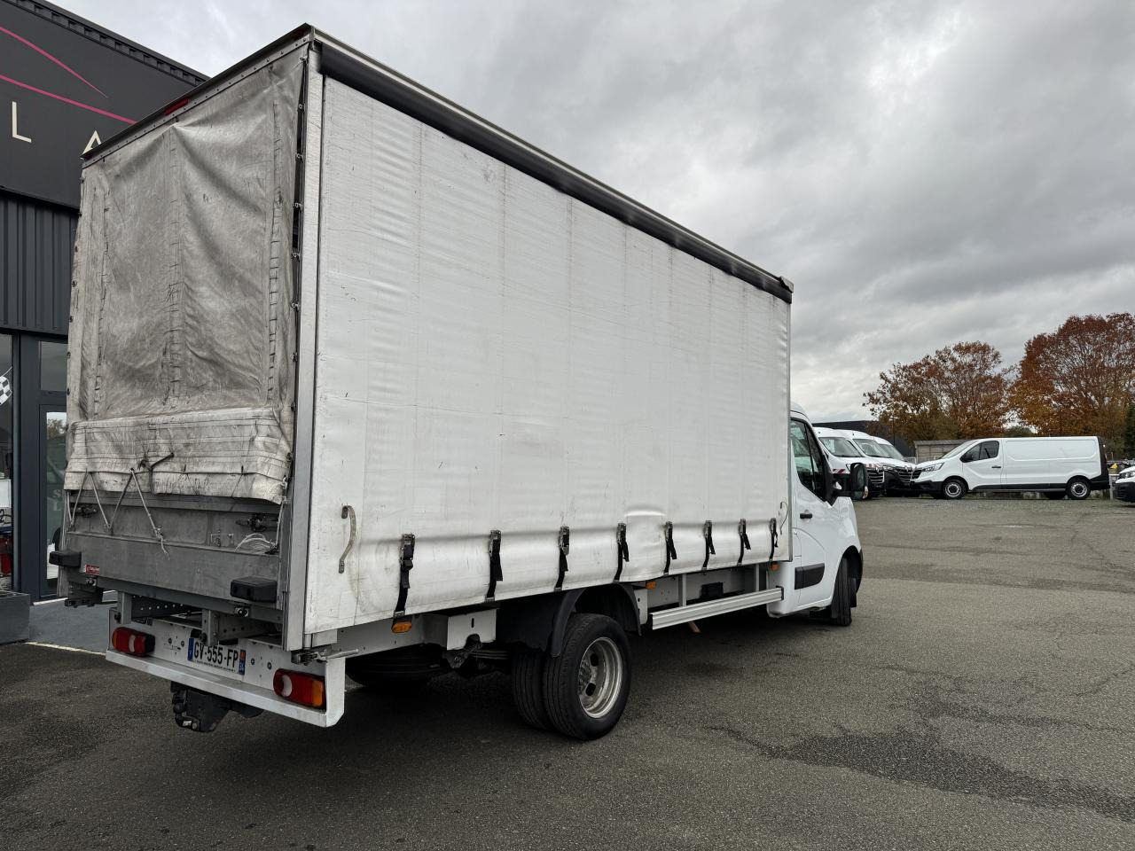 NISSAN Interstar Acenta 3.5t L4H1 2.3 dCi 165Ch CHASSIS CABINE BACHE - Carrinha de lona: foto 5 NISSAN Interstar Acenta 3.5t L4H1 2.3 dCi 165Ch CHASSIS CABINE BACHE - Carrinha de lona: foto 5