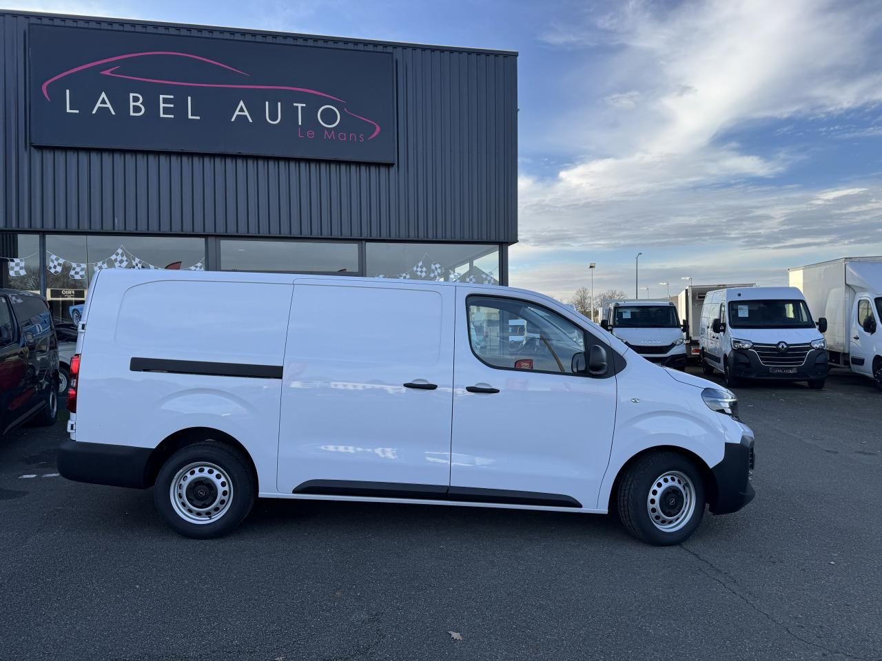 Furgão novo OPEL Vivaro XL 2.0 BlueHDi 145CH BV EAT8: foto 8 Furgão novo OPEL Vivaro XL 2.0 BlueHDi 145CH BV EAT8: foto 8