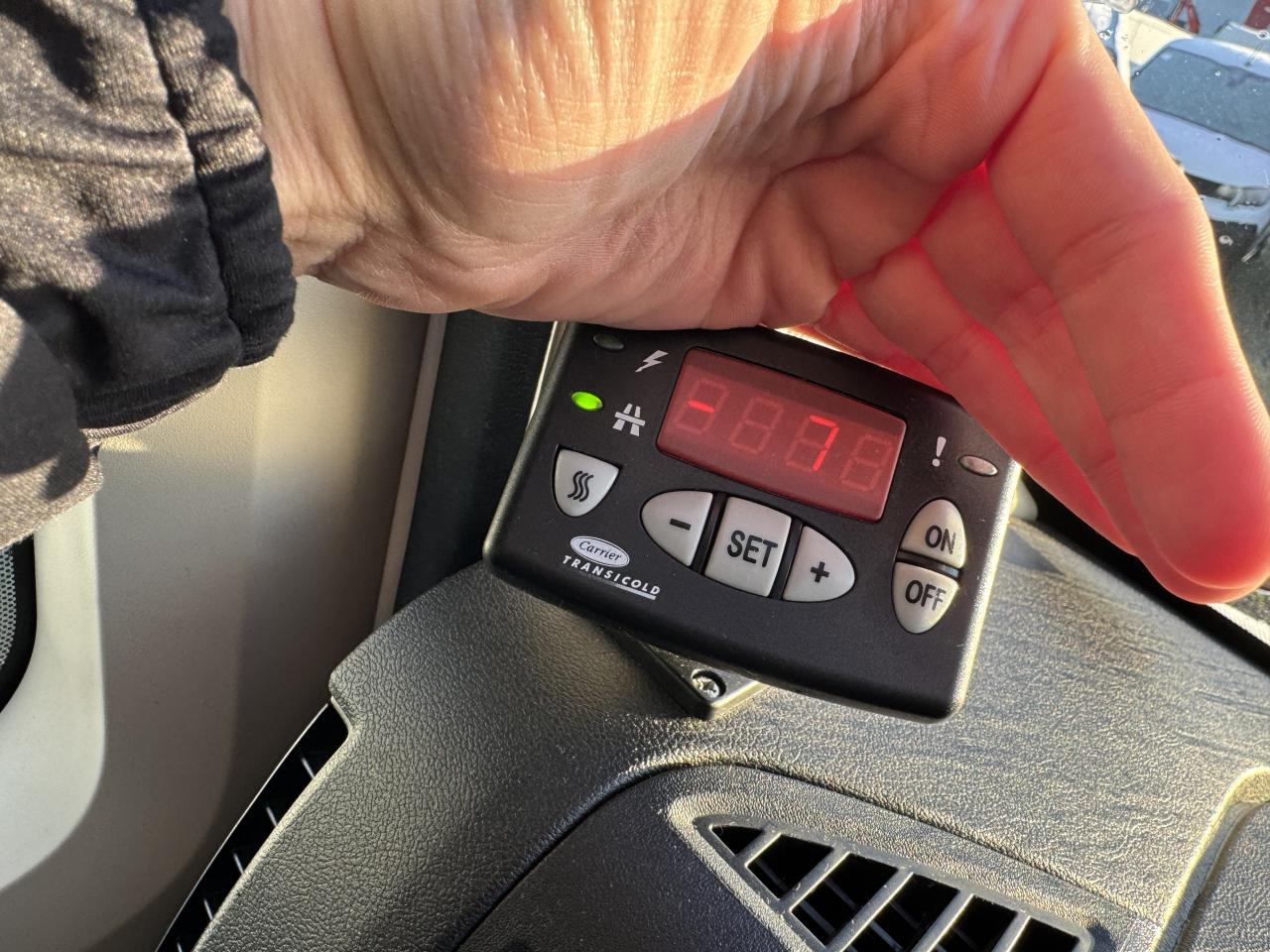 PEUGEOT Boxer Asphalt 330 L2H2 2.2 BlueHDi S&S - 140 ch Fourgon Tolé Frigorifique - Furgão: foto 3 PEUGEOT Boxer Asphalt 330 L2H2 2.2 BlueHDi S&S - 140 ch Fourgon Tolé Frigorifique - Furgão: foto 3