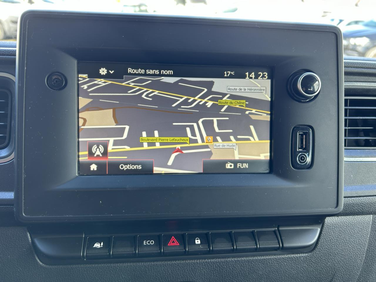 Furgão RENAULT Master Confort F3500 L3H2 2.3 dCi - 135  III CABINE APPROFONDIE Cabine approfondie L3H2 Traction PHA: foto 10